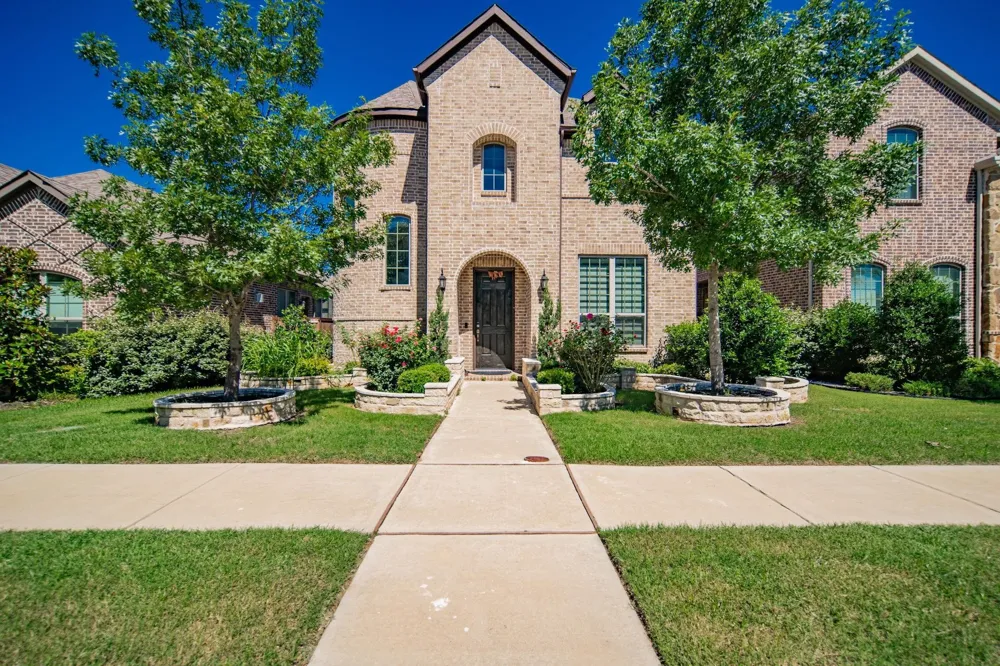 4300 Del Rey Avenue McKinney, TX 75070