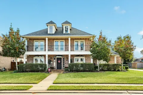 204 Arrowhead Drive