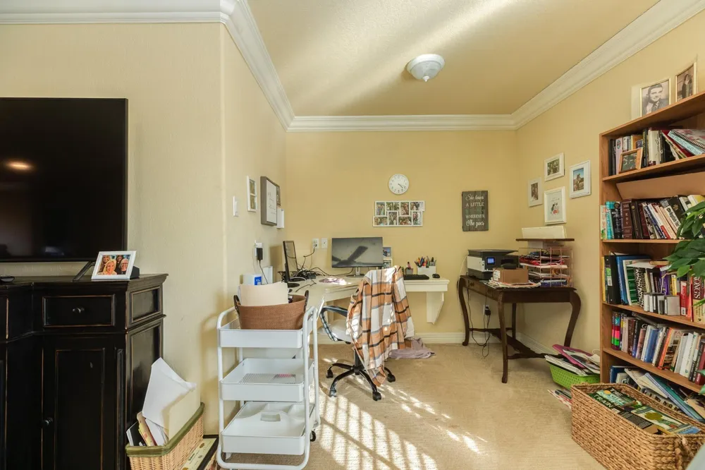 204 Arrowhead Drive Lake Jackson, TX 77566