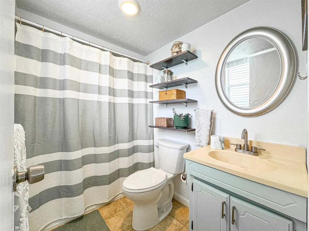 4134 Liberty Drive Galveston, TX 77554