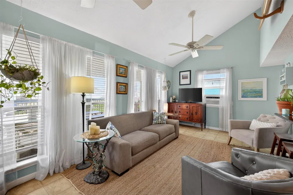 4134 Liberty Drive Galveston, TX 77554