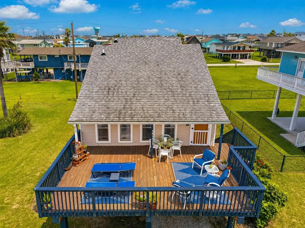 4134 Liberty Drive Galveston, TX 77554