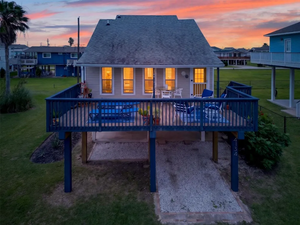 4134 Liberty Drive Galveston, TX 77554