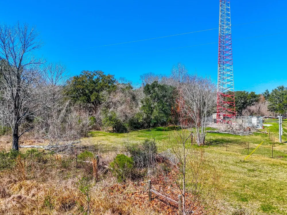 7907 Highway 90 Crosby, TX 77532