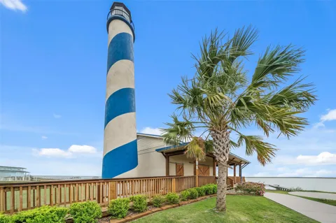 3204 Camp Hulen Drive