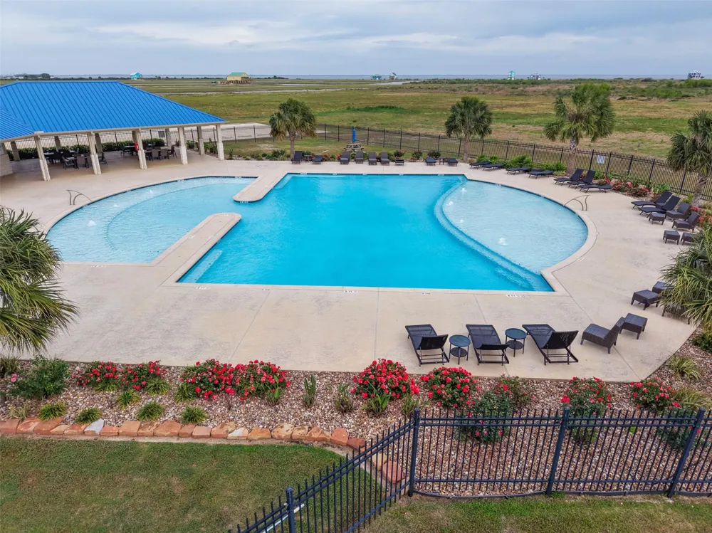 3204 Camp Hulen Drive Palacios, TX 77465