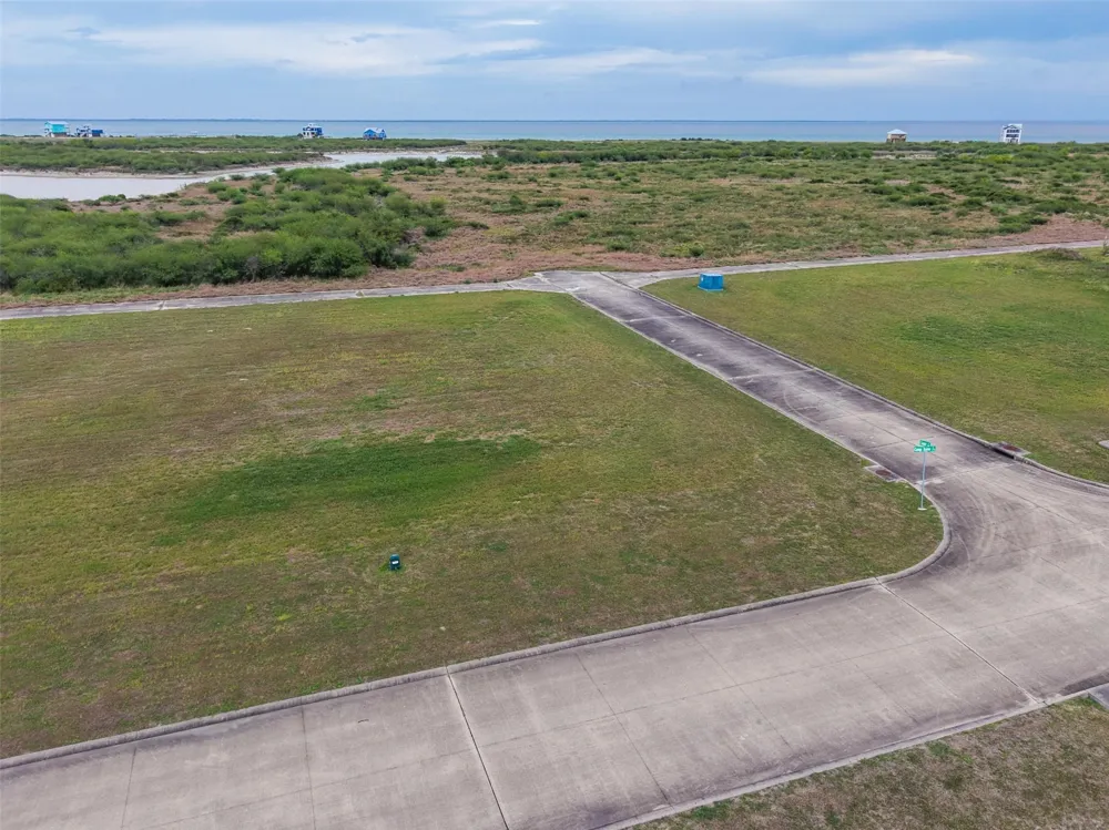 3129 Camp Hulen Drive Palacios, TX 77465