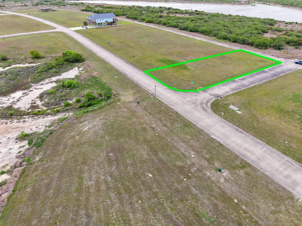 3129 Camp Hulen Drive Palacios, TX 77465