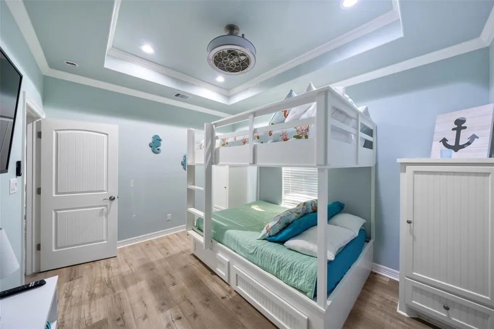 876 Palmetto Drive Port Bolivar, TX 77650
