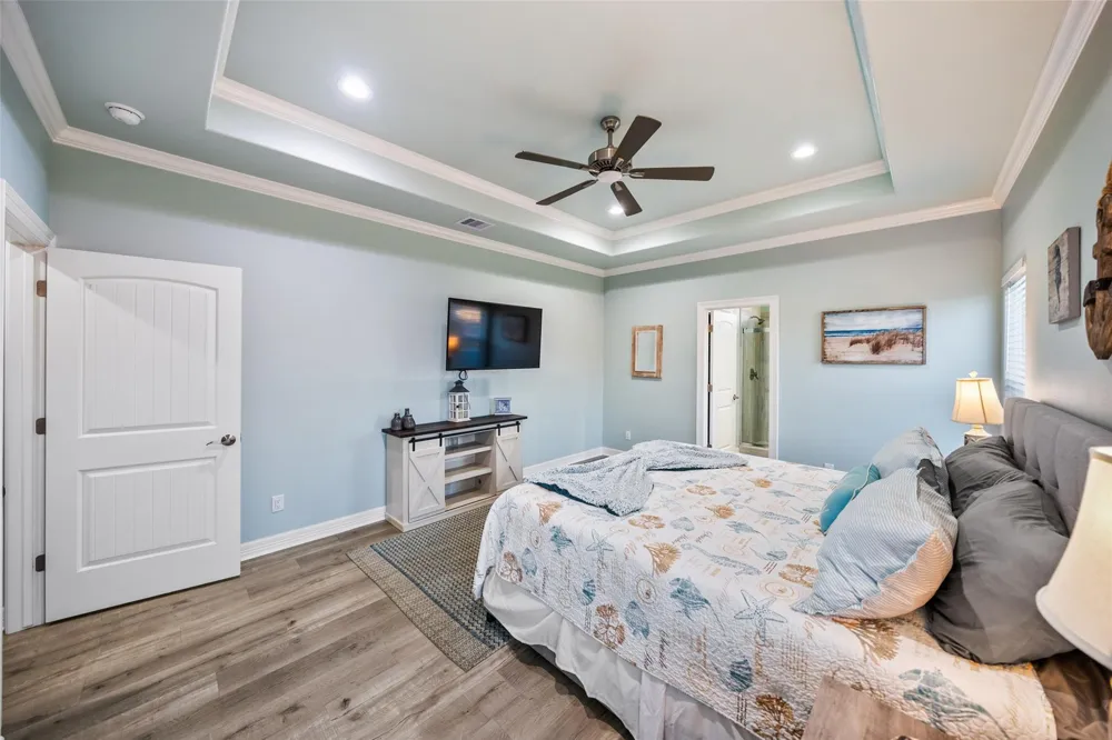 876 Palmetto Drive Port Bolivar, TX 77650