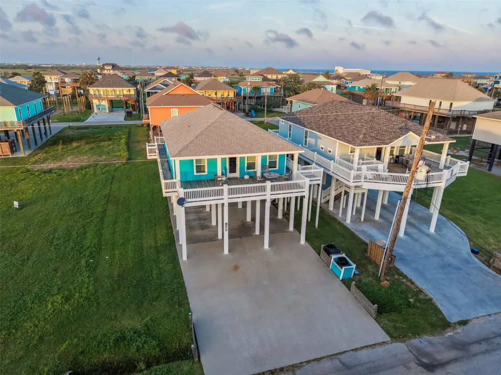 876 Palmetto Drive Port Bolivar, TX 77650