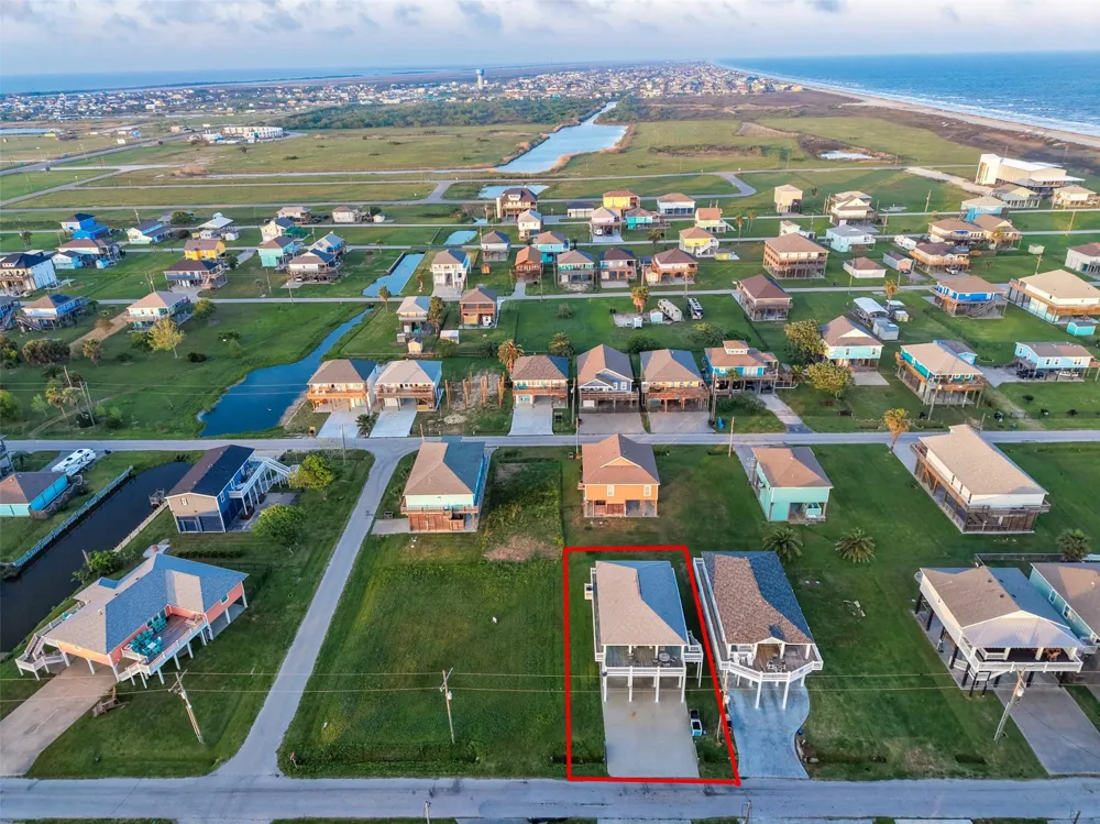 876 Palmetto Drive Port Bolivar, TX 77650