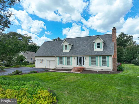 106 CREEKSIDE DRIVE