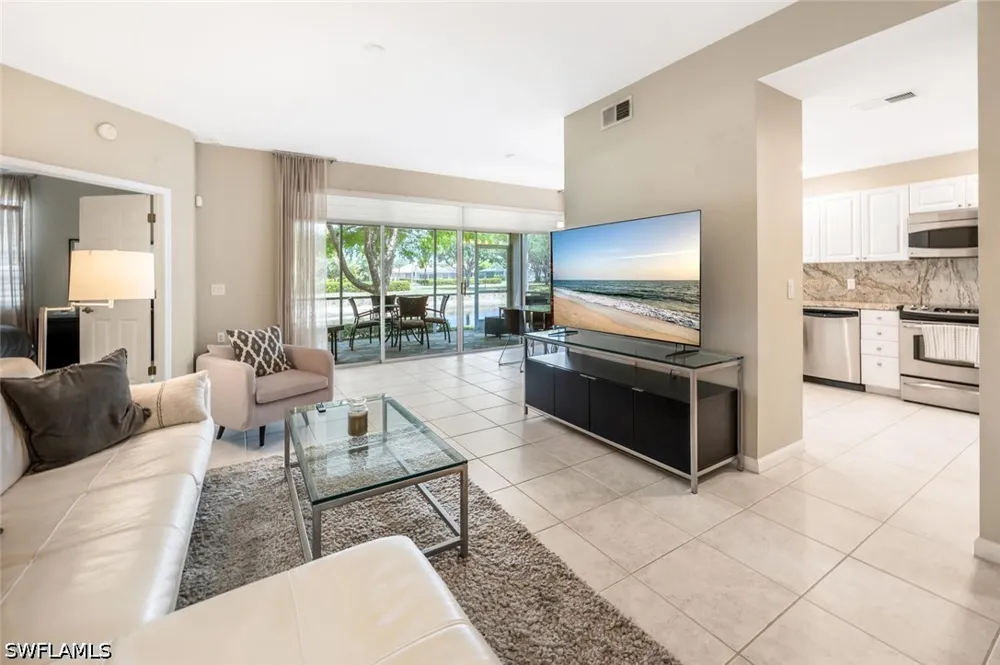 Blue Juniper Court #102 Naples, FL 34109