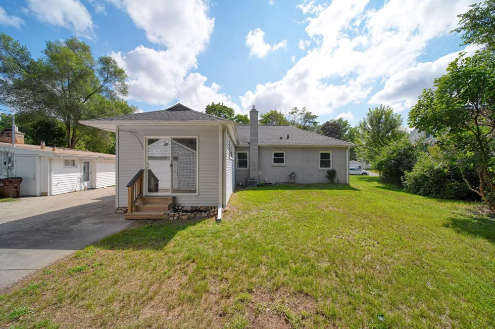 744 Briarcliff Road Jackson City, MI 49203