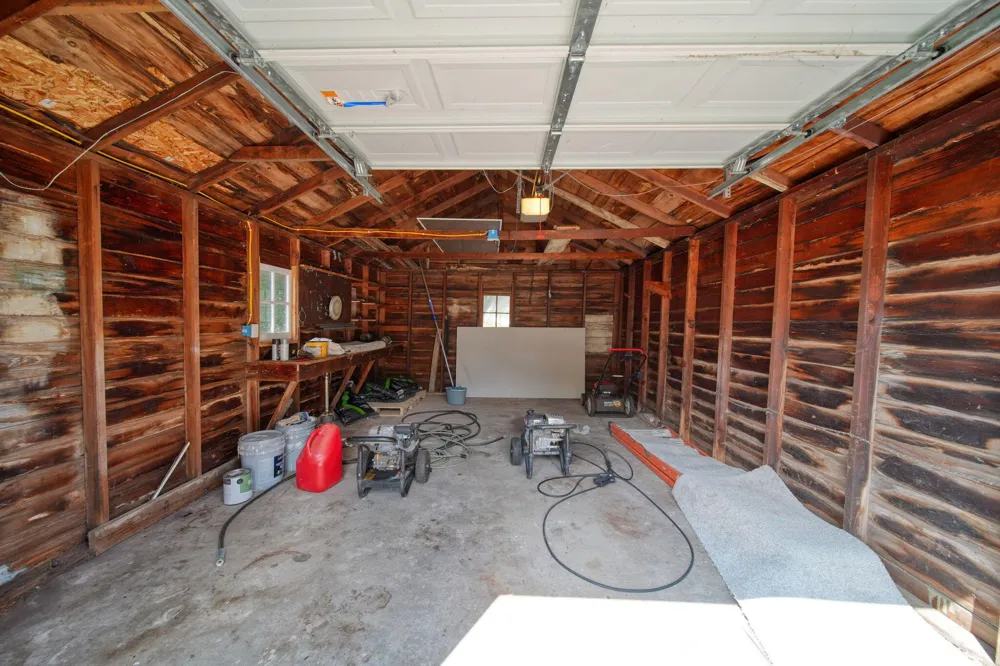 744 Briarcliff Road Jackson City, MI 49203