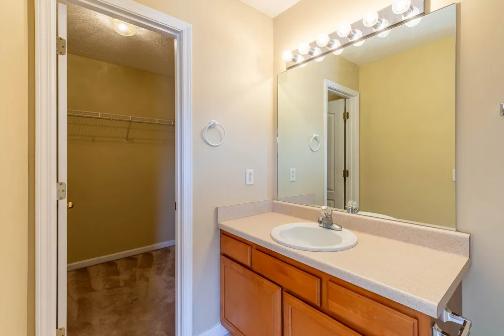 6066 Sagi Cir La Vergne, TN 37086