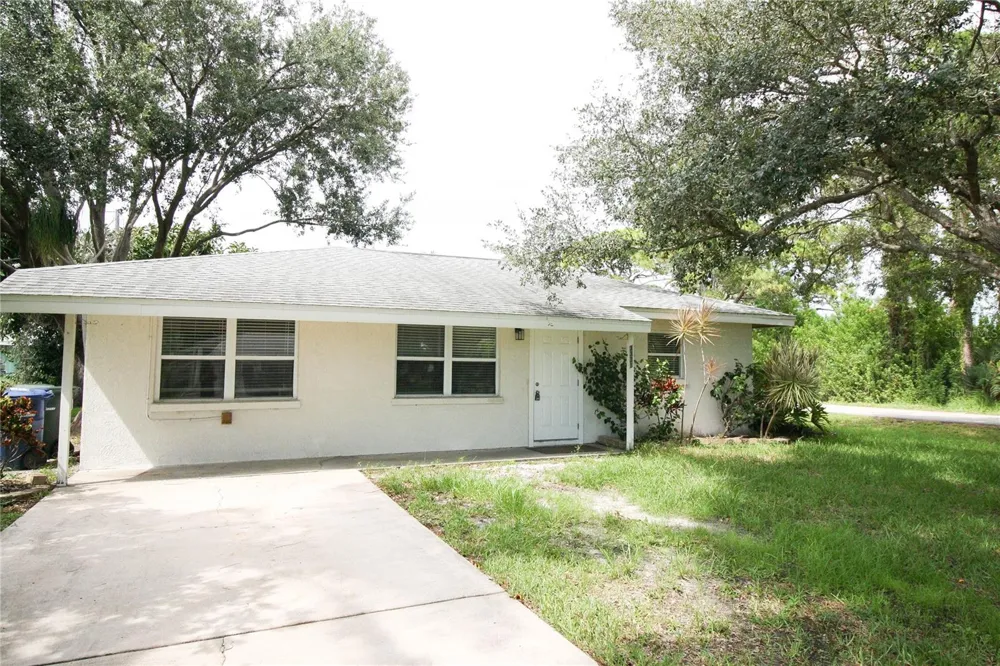 3331 YORKTOWN STREET Sarasota, FL 34231