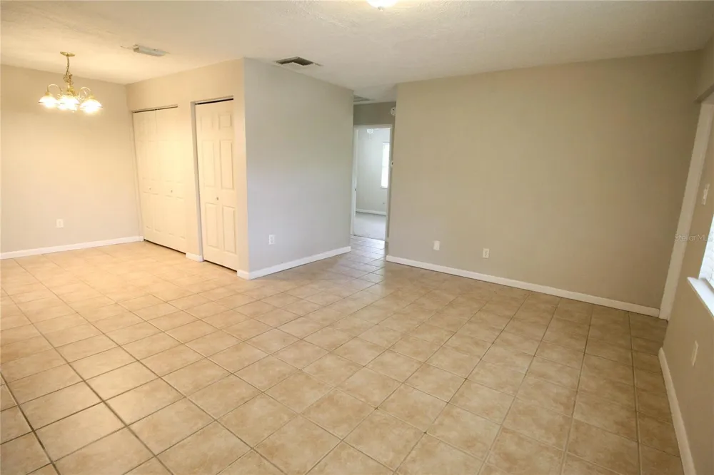 3331 YORKTOWN STREET Sarasota, FL 34231