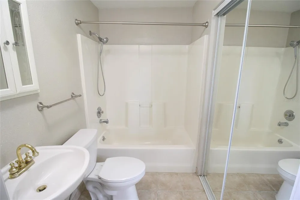 3331 YORKTOWN STREET Sarasota, FL 34231