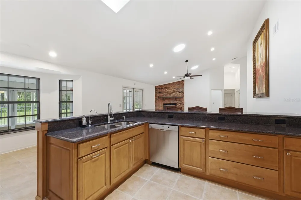7141 WOODED VILLAGE LANE Orlando, FL 32835