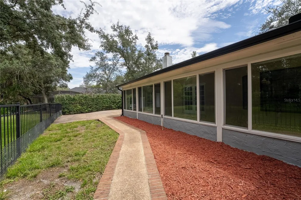 7141 WOODED VILLAGE LANE Orlando, FL 32835