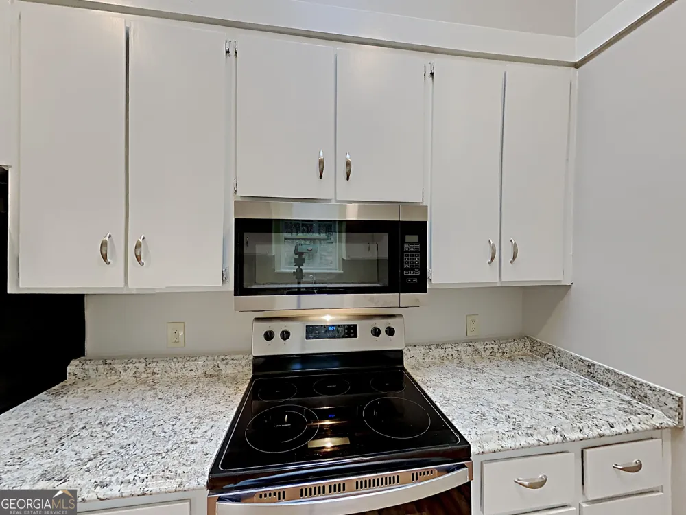 2004 Vicksburg TRL Woodstock, GA 30189
