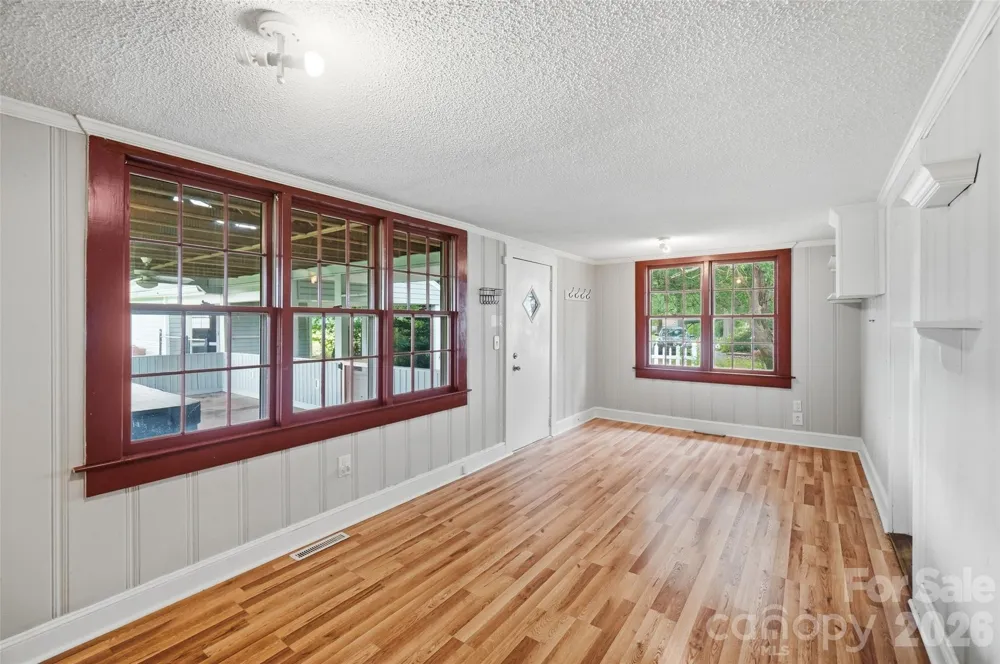 2304 Mclean Street Gastonia, NC 28054
