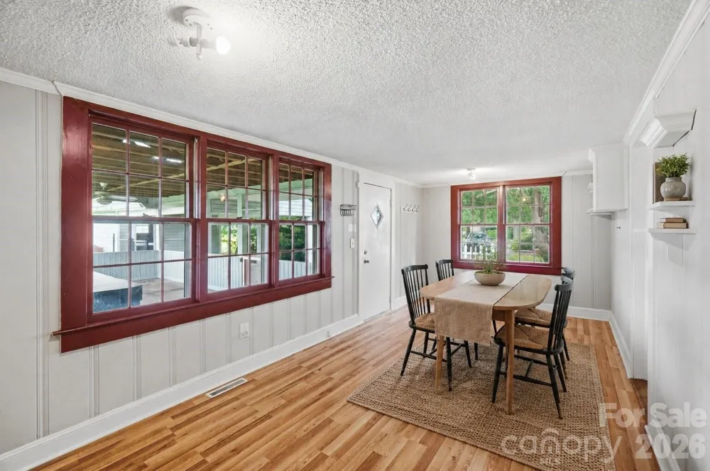 2304 Mclean Street Gastonia, NC 28054