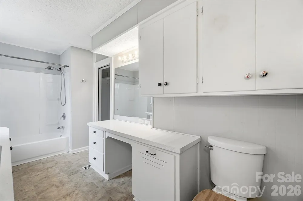 2304 Mclean Street Gastonia, NC 28054