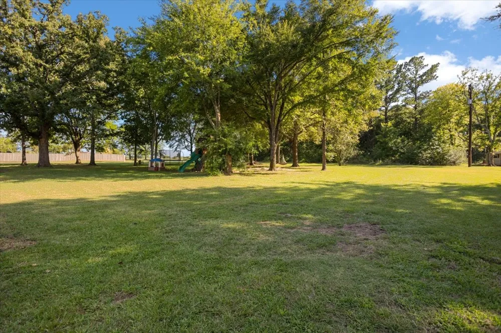 22205 US HIGHWAY 69 Mineola, TX 75773