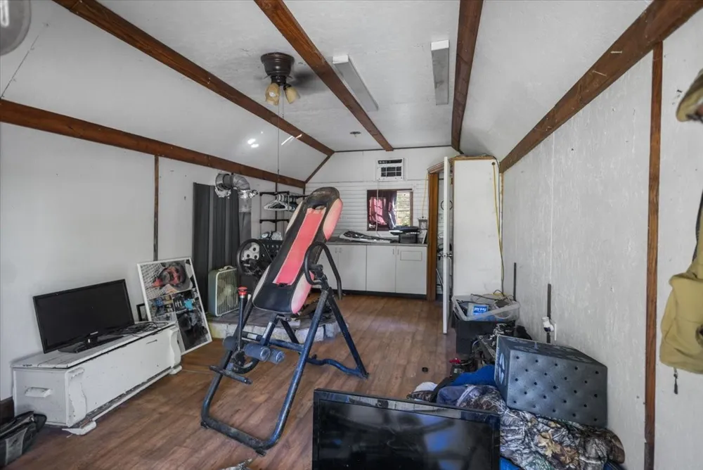 22205 US HIGHWAY 69 Mineola, TX 75773