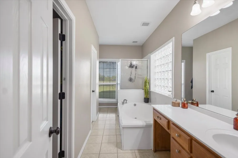 22205 US HIGHWAY 69 Mineola, TX 75773