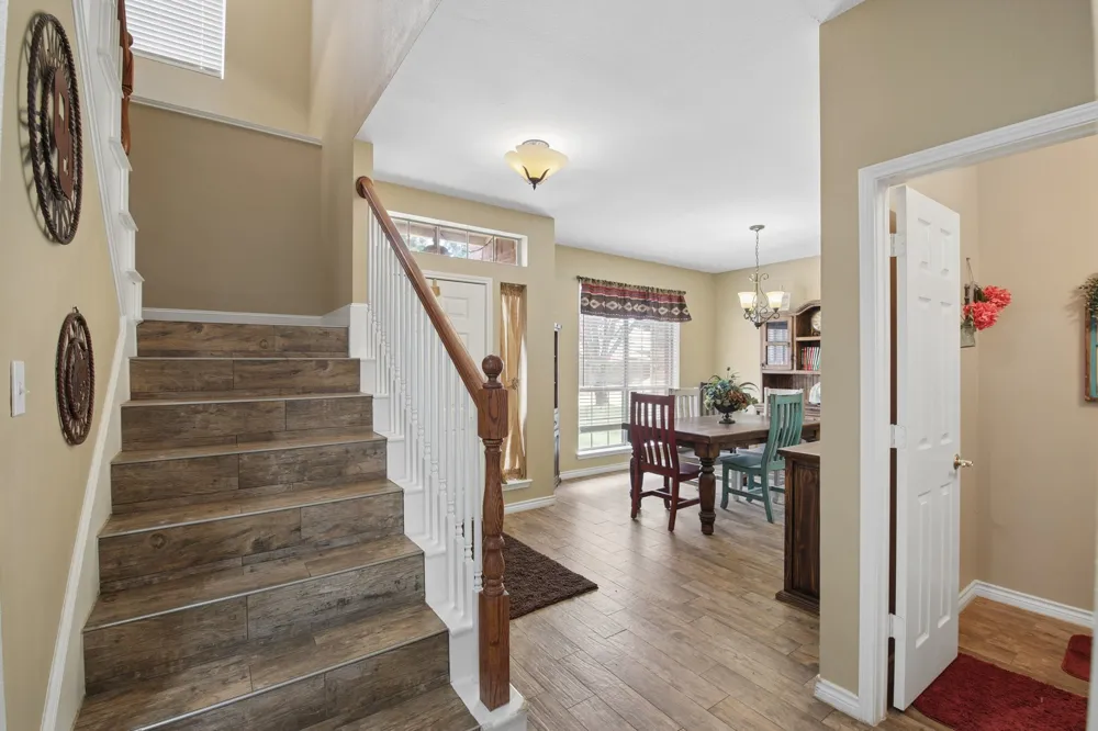 3039 Bosswood Court Grand Prairie, TX 75052