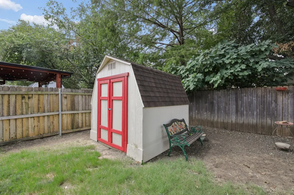 3039 Bosswood Court Grand Prairie, TX 75052