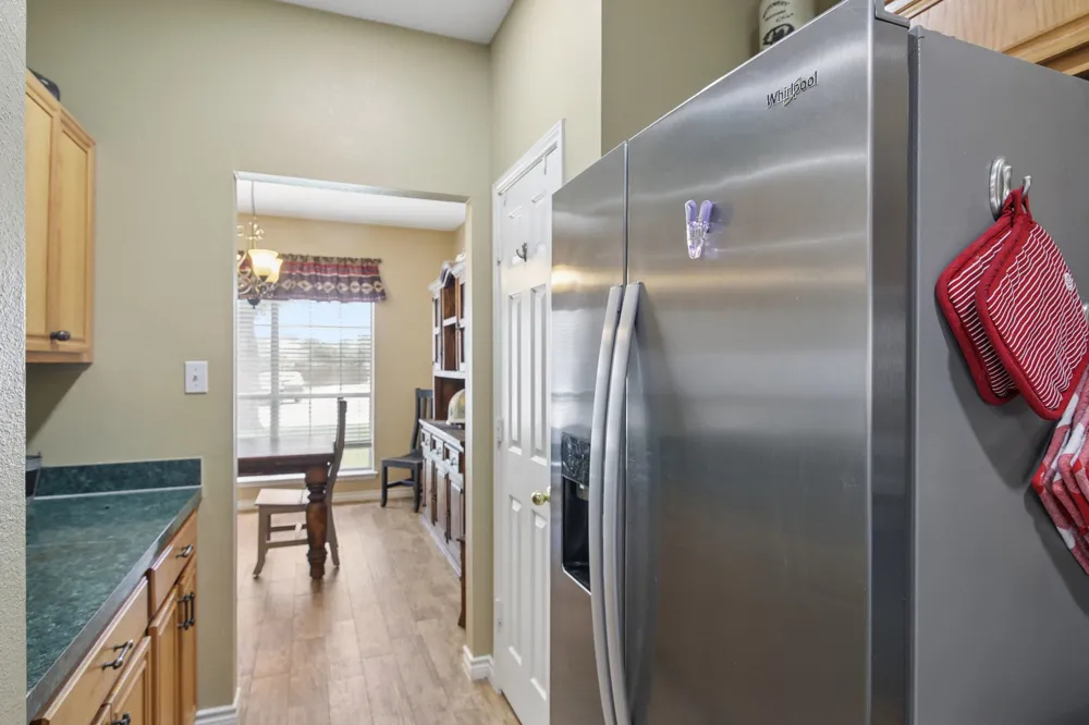 3039 Bosswood Court Grand Prairie, TX 75052