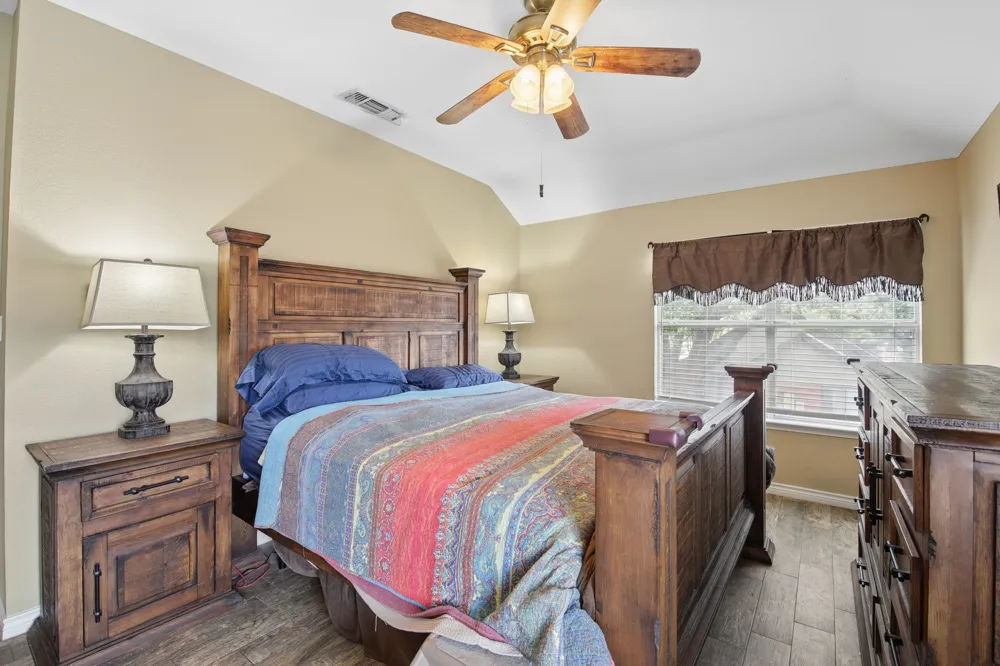 3039 Bosswood Court Grand Prairie, TX 75052