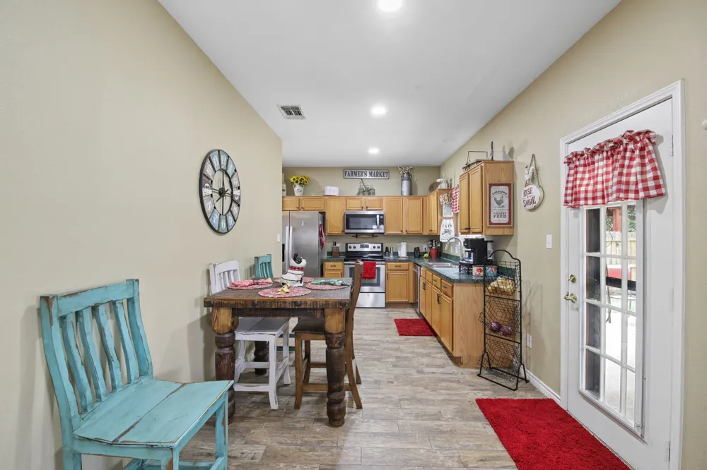 3039 Bosswood Court Grand Prairie, TX 75052