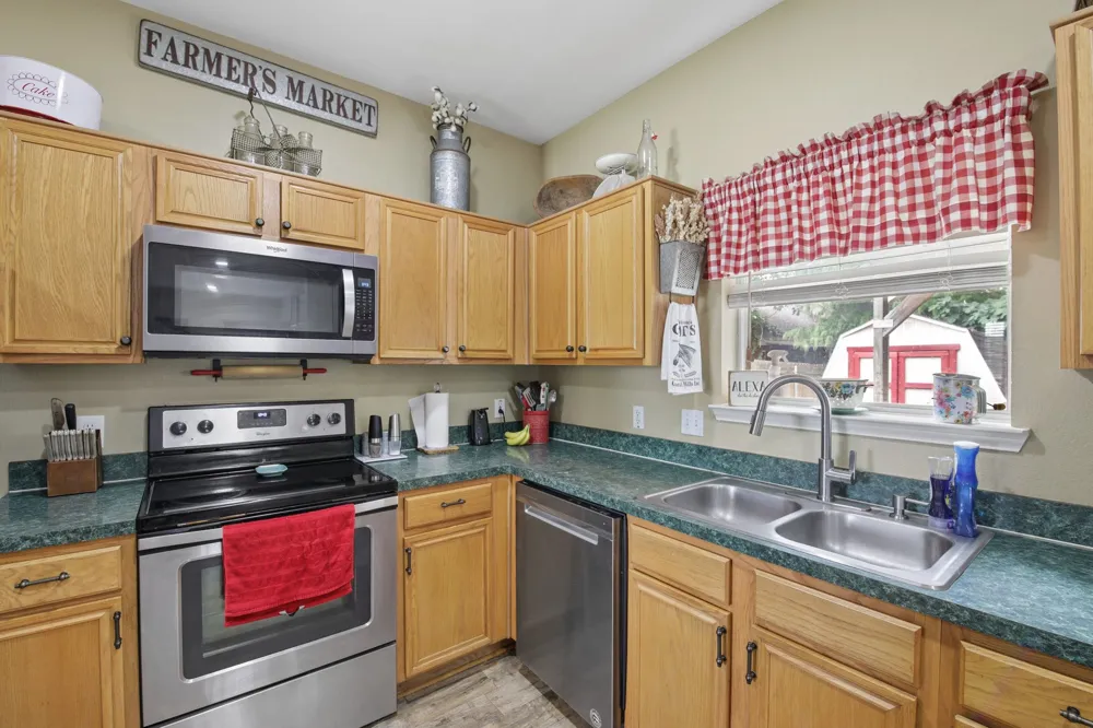 3039 Bosswood Court Grand Prairie, TX 75052
