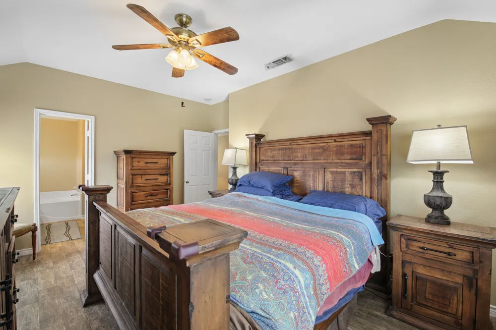 3039 Bosswood Court Grand Prairie, TX 75052