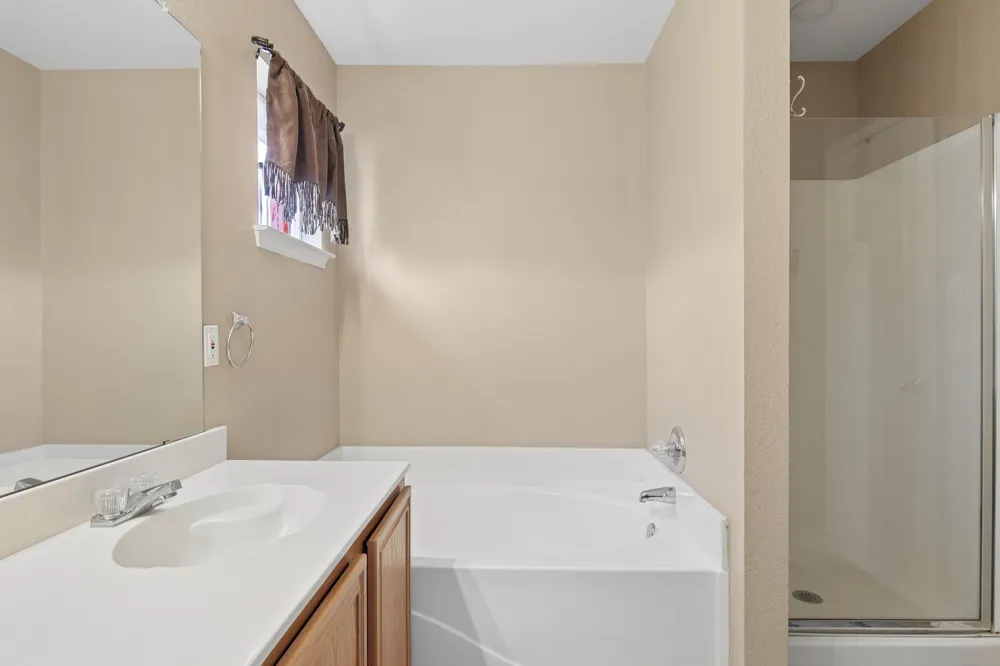 3039 Bosswood Court Grand Prairie, TX 75052
