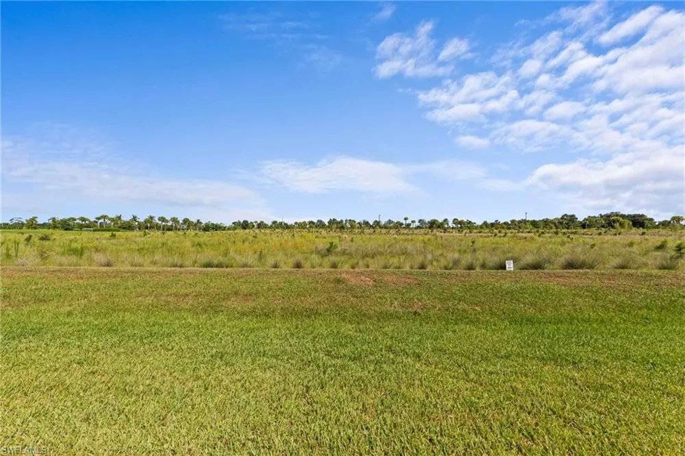 19512 Hinkley Drive Estero, FL 33928