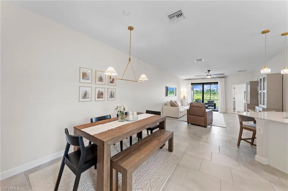 19512 Hinkley Drive Estero, FL 33928