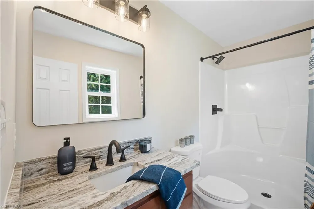 1984 Jerico Road Asheboro, NC 27205