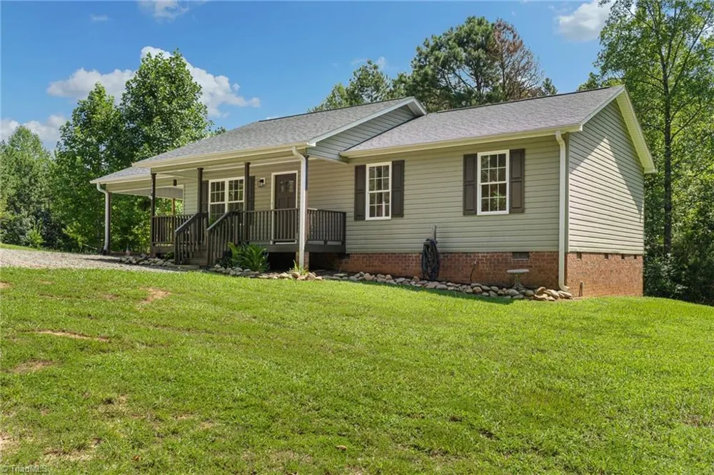 1984 Jerico Road Asheboro, NC 27205