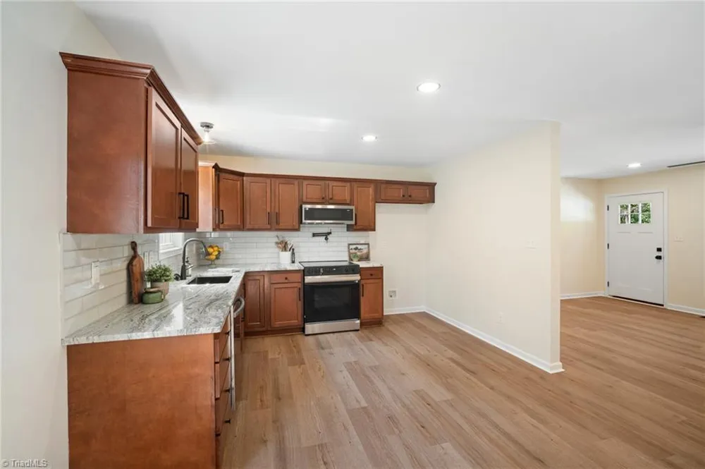 1984 Jerico Road Asheboro, NC 27205