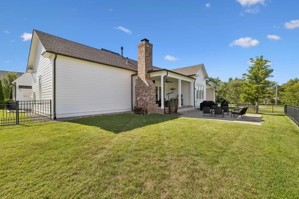 9084 Berry Farms Xing Franklin, TN 37064