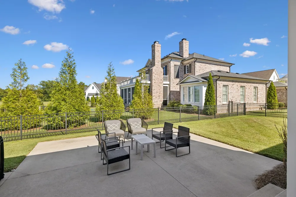 9084 Berry Farms Xing Franklin, TN 37064