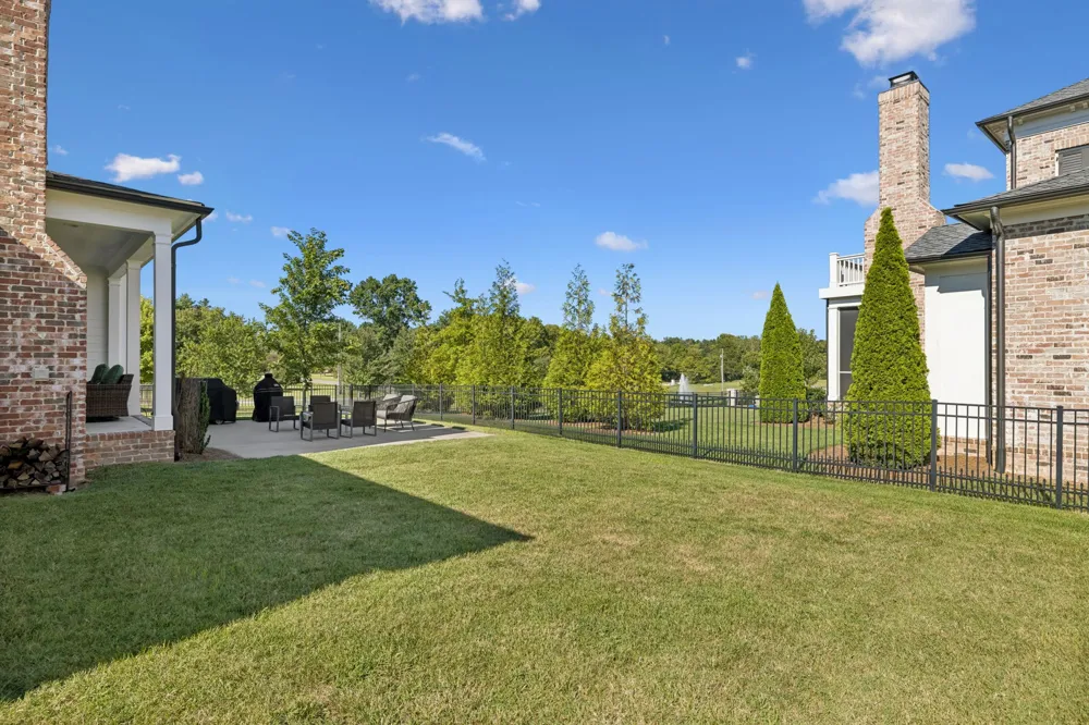 9084 Berry Farms Xing Franklin, TN 37064
