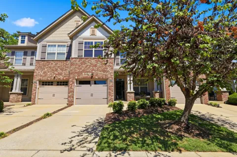 329 Griffin Pl